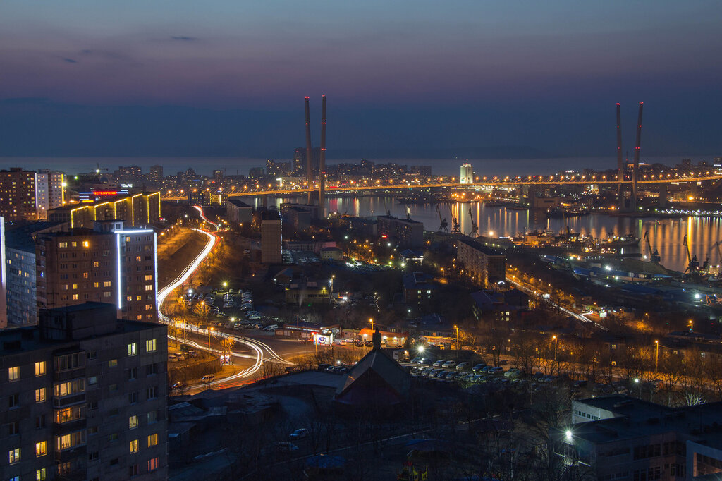 Восток владивосток. Дальний Восток Владивосток. Владивосток это Сибирь. Владивосток Вечерний город.